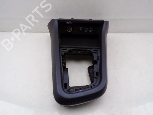 Used Middle console RENAULT ARKANA I (LCM_, LDN_) 1.3 TCe 140 (LDN0) (140 hp) 32840129