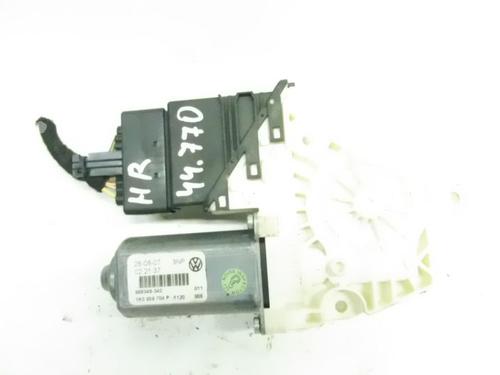 Used Right rear window motor VW GOLF V Variant (1K5) 1.9 TDI (105 hp) 32823858