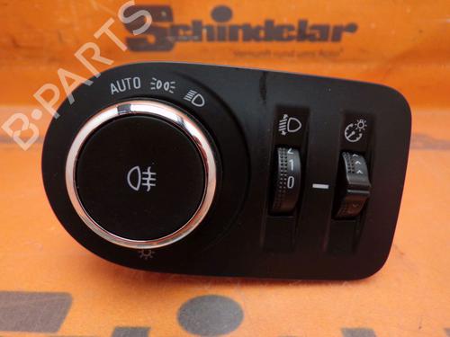 Commande de phare OPEL CORSA F (P2JO) 1.2 (68) (75 hp) 33152327