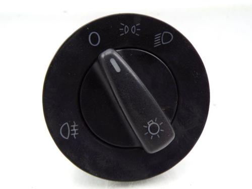 Used Headlight switch VW GOLF IV (1J1) 1.4 16V (75 hp) 33155093