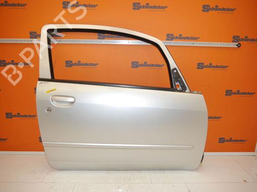 Used Right front door MITSUBISHI COLT VI (Z3_A, Z2_A) 1.5 (Z23A) (109 hp) 32642732