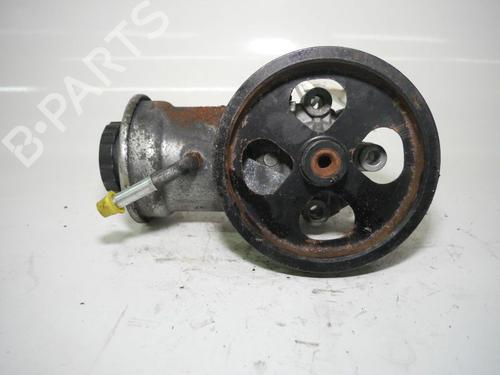 Used Steering pump Steering pump TOYOTA COROLLA Verso (ZER_, ZZE12_, R1_) 2.2 D-4D (AUR10_, AUR10R) (136 hp) 33139730 33139730