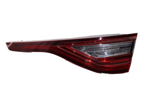 Used Right tailgate light Right tailgate light RENAULT MEGANE IV Hatchback (B9A/M/N_) 1.2 TCe 130 (B9MR) (130 hp) 40024593 40024593