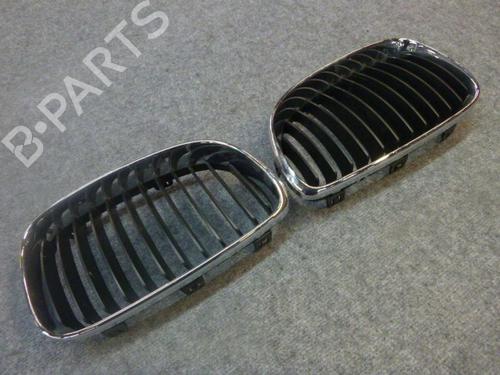 Grill BMW 1 (E87) 118 i (143 hp) 24380136