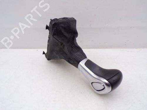 shift-knob-audi-q7-4lb-2006-2007-2008-2009-2010-2011-2012-2013-2014-2015-2016-32653612 main image