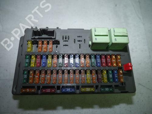 Used Fuse box MINI MINI (R50, R53) Cooper (116 hp) 24387221
