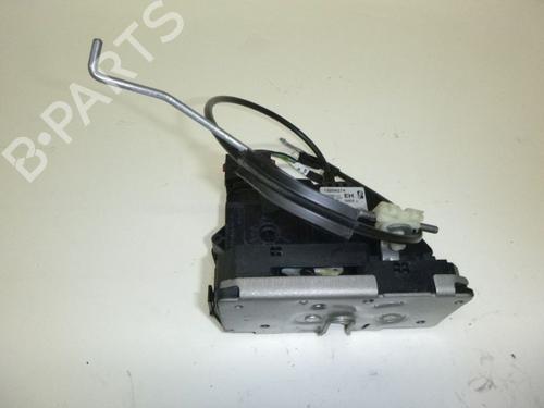 Høyre foran lås OPEL CORSA D (S07) 1.4 (L08, L68) (100 hp) 24387091