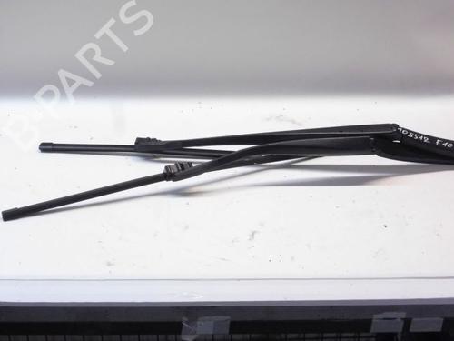 Used Front windshield wiper arm BMW 5 (F10) 530 d (245 hp) 24386866