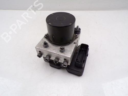 Used ABS pump ABS pump FIAT 500 (312_) 1.2 (312AXA1A) (69 hp) 33560693 33560693