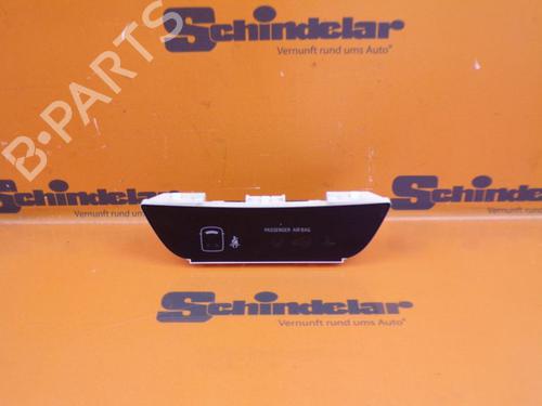 Used Display monitor TOYOTA IQ (_J1_) 1.0 (KGJ10_, KGJ10R) (68 hp) 32645129