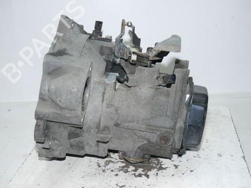 Gearbox VW POLO IV (9N_, 9A_) 1.4 TDI | BP24382502M3
