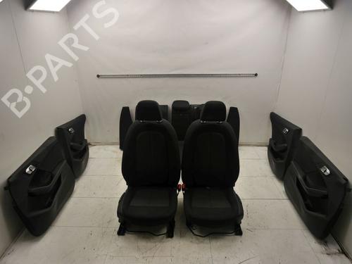 Setesett BMW 1 (F40) 118 i (136 hp) 33156872