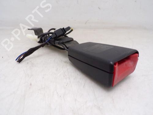 Used Seat buckle VW POLO V (6R1, 6C1) 1.4 (6R1) (85 hp) 32840021