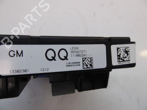 Fuse box OPEL ASTRA J (P10) 1.4 (68) | BP32637769E1