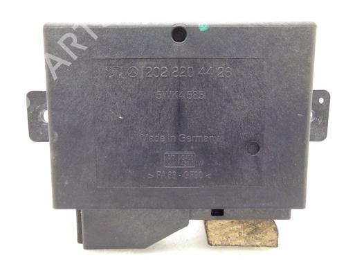 Used Electronic module MERCEDES-BENZ E-CLASS T-Model (S124) E 200 T (124.079) (136 hp) 30521900