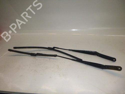 Brazo limpia delantero VW GOLF VII (5G1, BQ1, BE1, BE2) 2.0 TDI 4motion (150 hp) 32636985