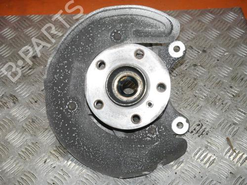 Used Right front steering knuckle BMW 2 Active Tourer (F45) 216 d (116 hp) 32647285