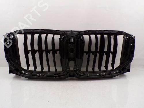 Used Grille BMW 6 (E63) 645 Ci (333 hp) 32684472