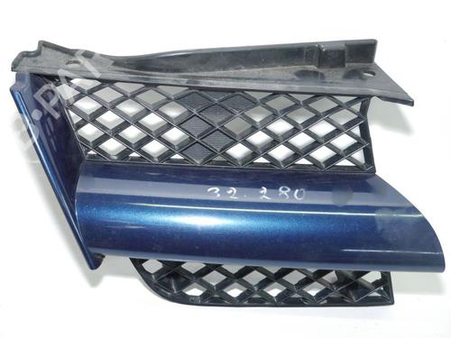 Used Grille MITSUBISHI OUTLANDER I (CU_W) 2.4 4WD (CU5W) (160 hp) 32634232