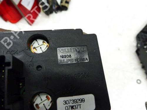 Headlight switch VOLVO V50 (545) 2.0 D | BP33141504I24  - Image 5