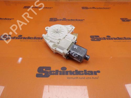 Used Left front window motor MERCEDES-BENZ C-CLASS T-Model (S204) C 320 CDI (204.222) (224 hp) 32832336