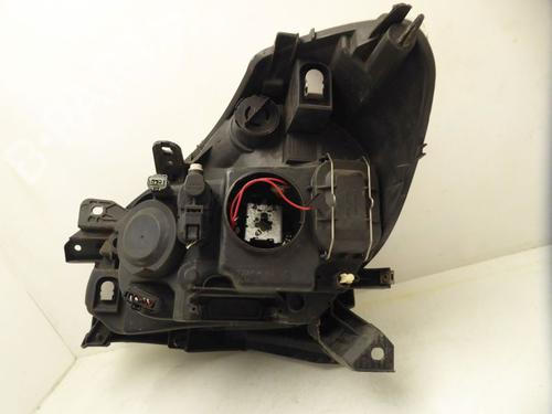 Right headlight RENAULT CLIO III (BR0/1, CR0/1) 1.6 16V (BR09, BR0T, CR09, CR0T) | BP30189477C29