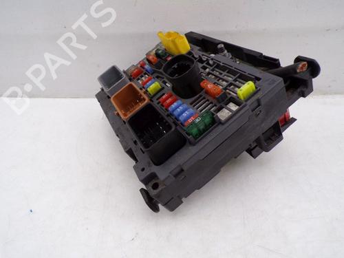 Fuse box RENAULT CLIO IV (BH_) 0.9 TCe 90 (BHNF, BHMA, BHMH, BHJK, BHJR) | BP31865770E1