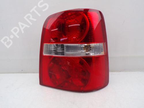 Høyre baklys VW TOURAN (1T1, 1T2) 1.9 TDI (105 hp) 31260871