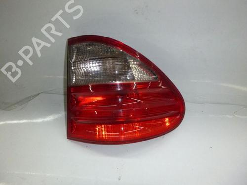Højre baglygte MERCEDES-BENZ E-CLASS T-Model (S210) E 270 T CDI (210.216) (170 hp) 33139497