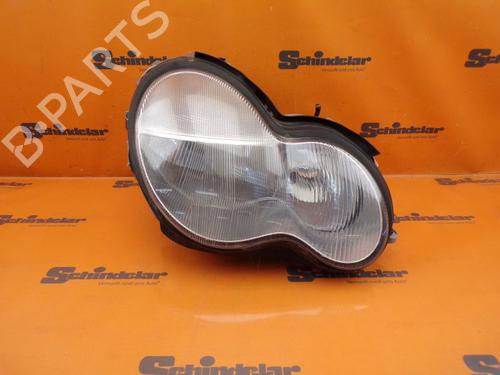 Faro anteriore destro MERCEDES-BENZ C-CLASS (W203) C 180 (203.035) (129 hp) 32302573