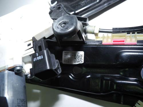 Front left window mechanism JAGUAR F-PACE (X761) 3.0 SCV6 AWD | BP33144407C22 - Image 3