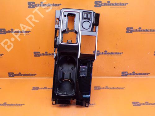 Used Middle console MITSUBISHI ECLIPSE CROSS (GK_, GL_) 1.5 T-Mivec (163 hp) 33149573