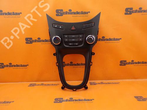 Used Climate control CHEVROLET ORLANDO (J309) 1.8 (141 hp) 32834909