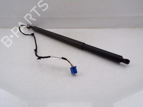 Vérin de coffre/hayon MERCEDES-BENZ CLA Shooting Brake (X118) CLA 180 (118.684) (136 hp) 31691881