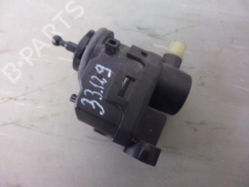 Used Headlight adjuster motor RENAULT TWINGO I (C06_) 1.2 16V (C06C, C06D, C06K) (75 hp) 33138447