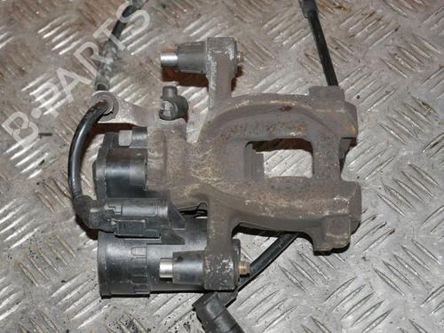 Højre bremsekaliber bag BMW X2 (F39) sDrive 18 i (140 hp) 32830354