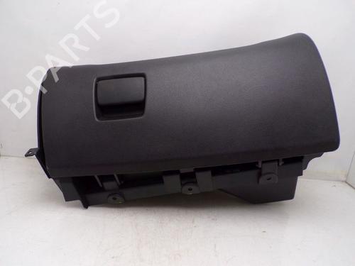 Used Glove box OPEL MERIVA B MPV (S10) 1.4 (75) (120 hp) 31362384