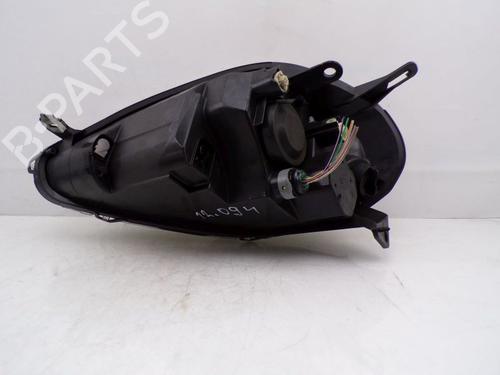 Right headlight FIAT GRANDE PUNTO (199_) 1.4 16V (199BXG1B, 199AXG1B) | BP29515238C29 