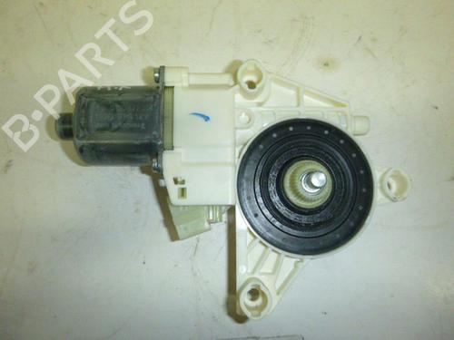 Used Right rear window motor MERCEDES-BENZ E-CLASS (W212) E 220 CDI / BlueTEC (212.001, 212.002) (170 hp) 33142858
