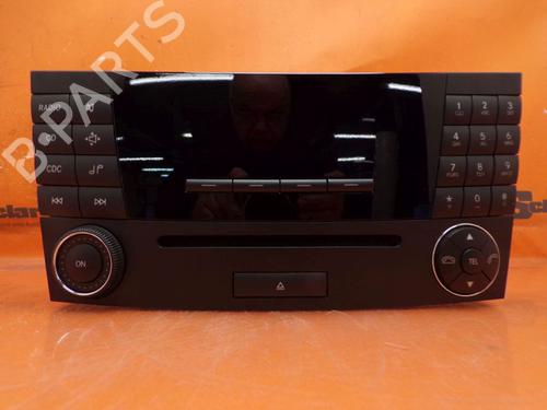 Used Radio MERCEDES-BENZ E-CLASS (W211) E 200 CDI (211.004) (122 hp) 24414576