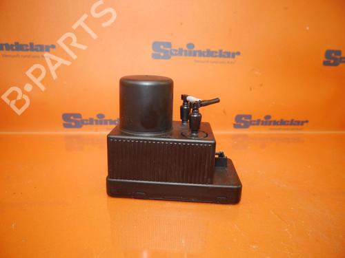 Used Central lock pump MERCEDES-BENZ C-CLASS T-Model (S203) C 200 Kompressor (203.245) (163 hp) 24389523