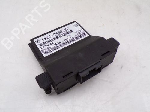 Used Control unit Control unit VW TOURAN (1T3) 1.4 TSI (140 hp) 33560792 33560792