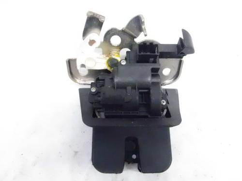 Used Tailgate lock AUDI A4 B8 Avant (8K5) 2.0 TDI (143 hp) 24383259