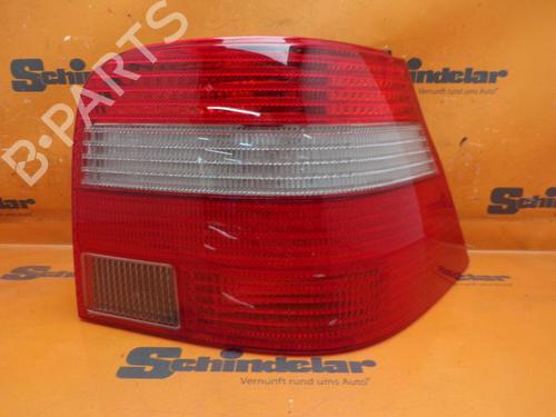 Used Right taillight VW GOLF IV (1J1) 1.6 (100 hp) 33154327