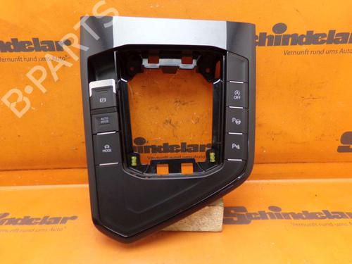 Used Shift knob VW TIGUAN ALLSPACE (BW2, BJ2) 1.5 TSI (150 hp) 25828693