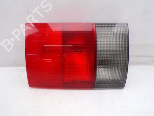 Venstre baglygte bagklap Venstre baglygte bagklap AUDI 80 B4 Saloon (8C2) 2.0 (90 hp) 33892494 33892494