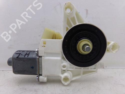 Used Left rear window motor MERCEDES-BENZ M-CLASS (W164) ML 280 CDI 4-matic (164.120) (190 hp) 32838660