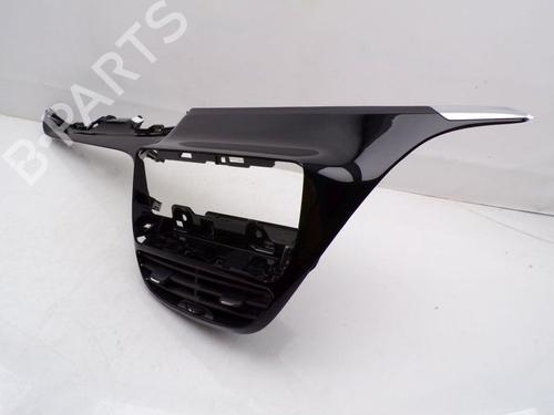 Air vent PEUGEOT 2008 I (CU_) 1.2 THP 110 / PureTech 110 | BP32651177I21