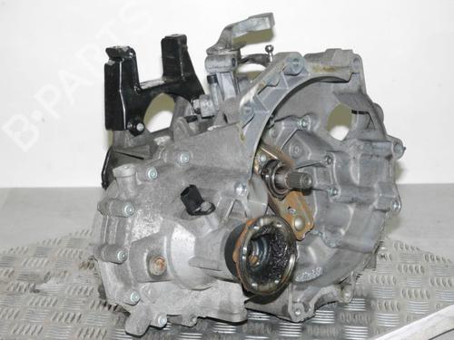 Caja de cambios VW POLO IV (9N_, 9A_) 1.2 12V (64 hp) 33144791