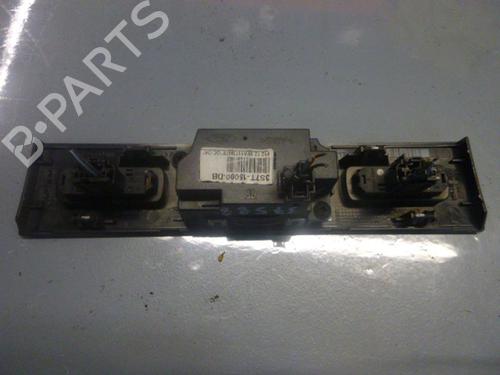 Display monitor FORD MONDEO III Turnier (BWY) 2.0 16V TDDi / TDCi | BP24380024C48 
